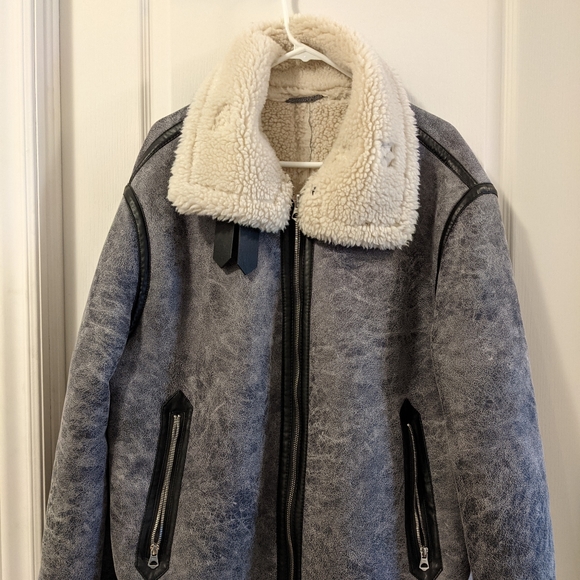 Zara sherpa jacket - Picture 2 of 3